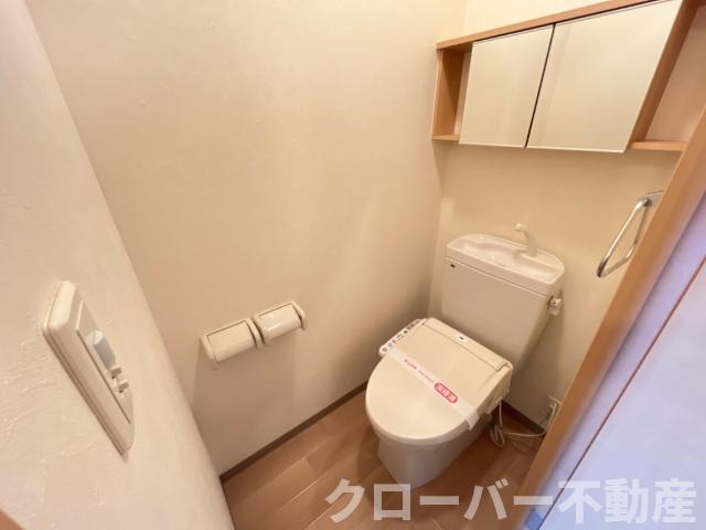 アルルのトイレ|シャワー付トイレ