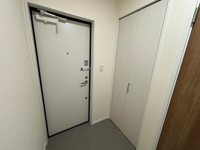 アセンディア成田の玄関