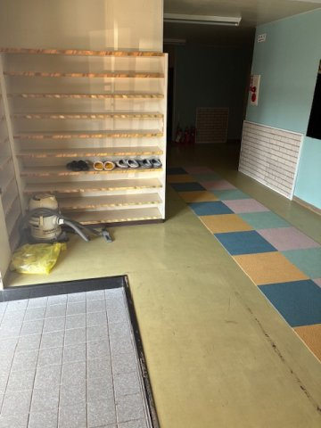 上津事務所のロビー