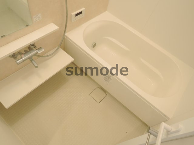 エターナ千里丘の浴室|写真は同マンション別部屋