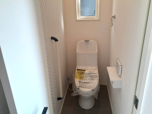 熊本市南区野田２丁目の中古一戸建のトイレ|1F