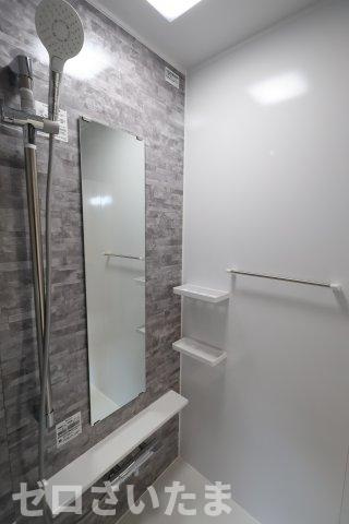 《仲介手数料無料》志木市中宗岡２丁目15-45新築一戸建てグラファーレの浴室