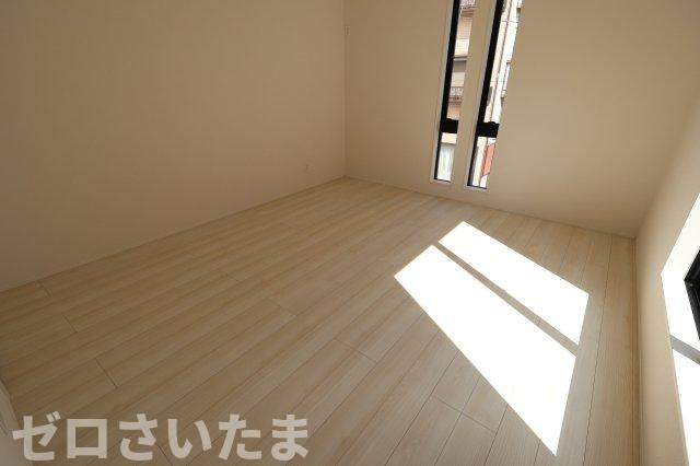 《仲介手数料無料》志木市中宗岡２丁目15-45新築一戸建てグラファーレの洋室
