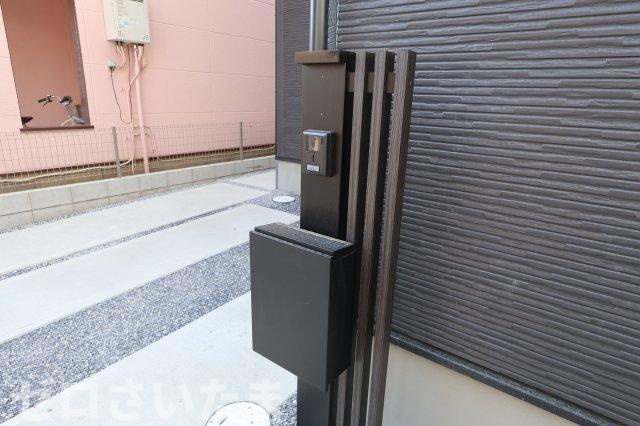 《仲介手数料無料》志木市中宗岡２丁目15-45新築一戸建てグラファーレのセキュリティ