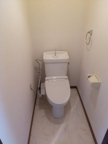 サンフィールド赤鍋のトイレ