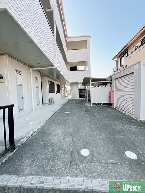 サンフィールド赤鍋のエントランス