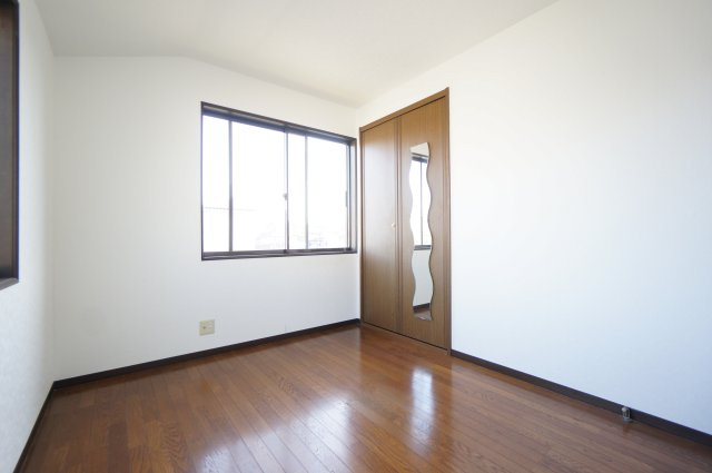 市原市古市場貸家の洋室|水曜日、営業時間外もご相談ください！