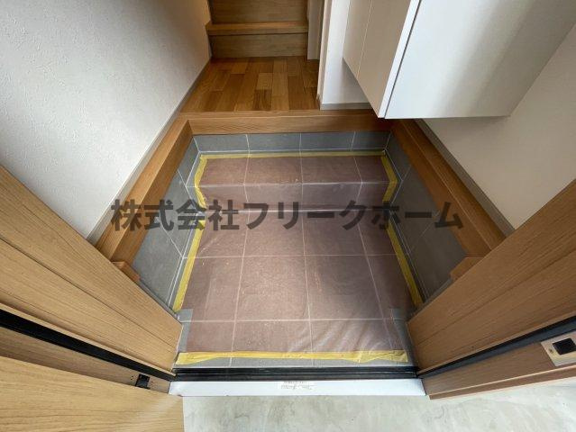 武蔵野市吉祥寺北町１丁目のテラスの玄関