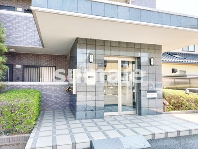 フローラ浦和のエントランス|エントランスです！