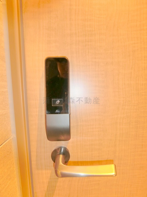 Live Casa千鳥町の玄関