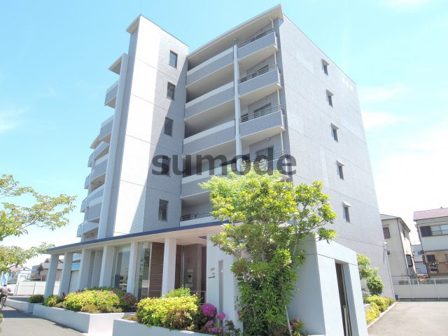 ルミナスベガの外観