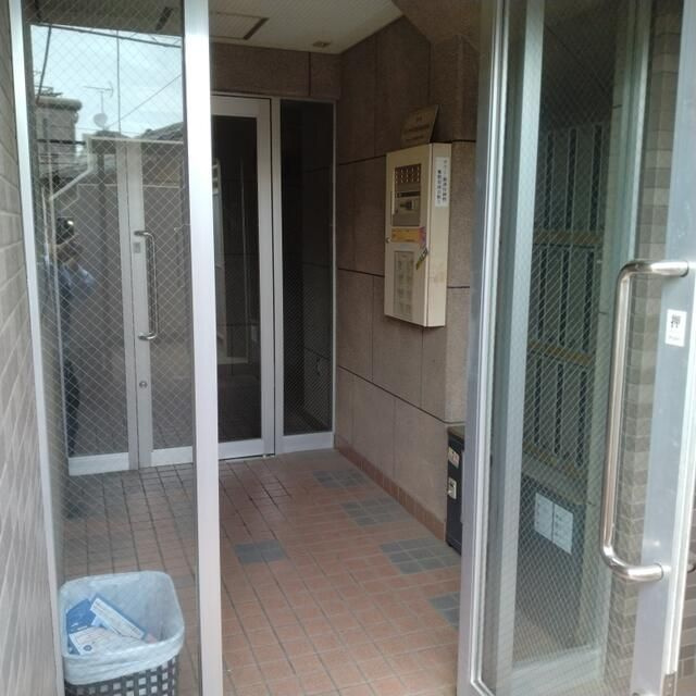 カザルススクエアのエントランス