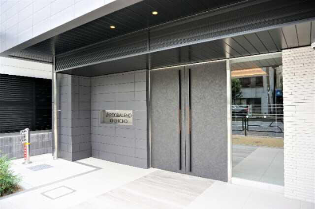 ARCOBALENO KINSHICHOのエントランス