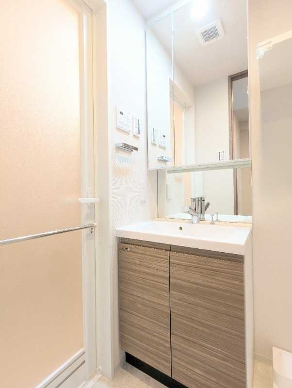 ARCOBALENO KINSHICHOの独立洗面台