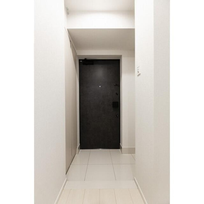 【玄関】 | コンフォリア・リヴ根岸二丁目 |  