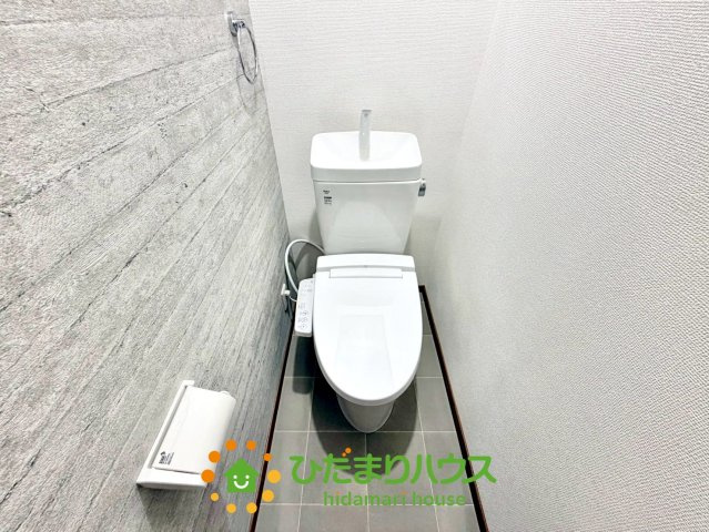 加須市礼羽１期　中古一戸建てのトイレ