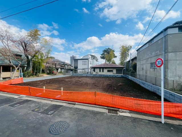 【外観】 | 東久留米市学園町１丁目　売地　B区画 | 落ち着いた住宅街に佇む、開放感あふれるゆとりの一画
