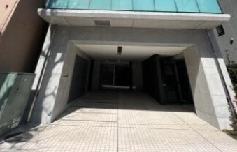 MAISON M Kのエントランス