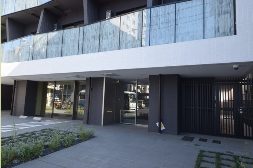 江東区アルテシモコルソのエントランス