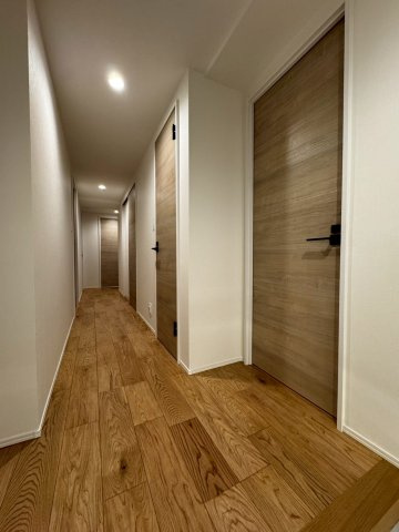 ハウス・オン・ザ・ヒル・ルネ市川フラッツ1の玄関|当社施工例です