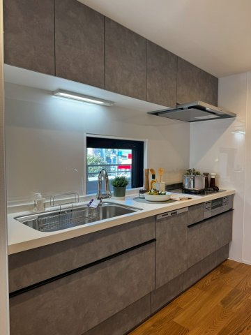 ハウス・オン・ザ・ヒル・ルネ市川フラッツ1のキッチン|当社施工例です