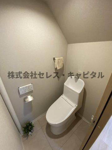 今川団地38号棟のトイレ|ゆったりとした空間のトイレです