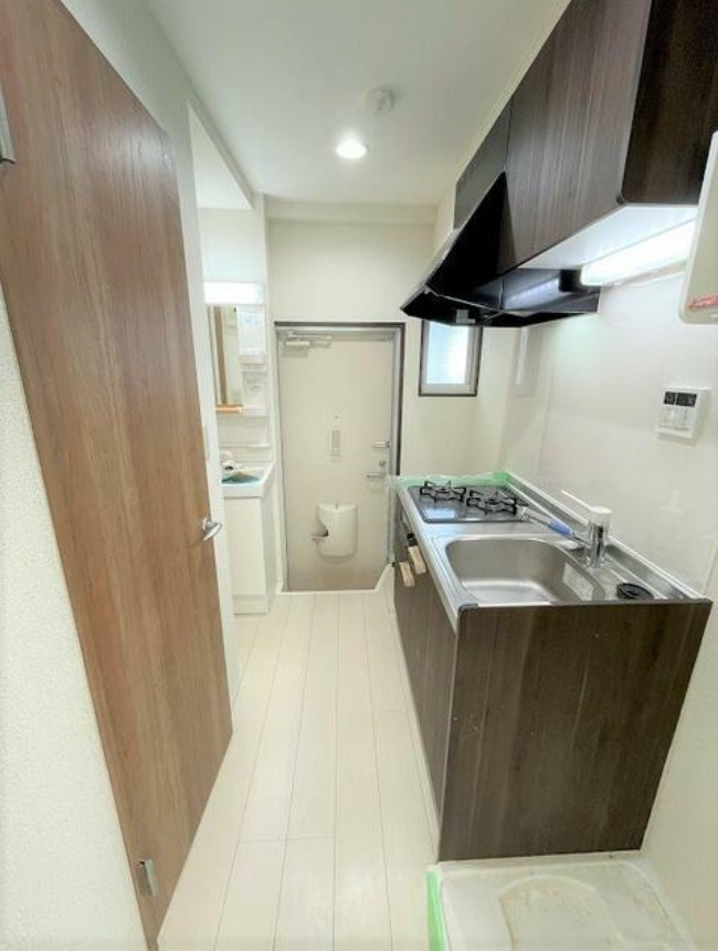 コーポ上荻の玄関