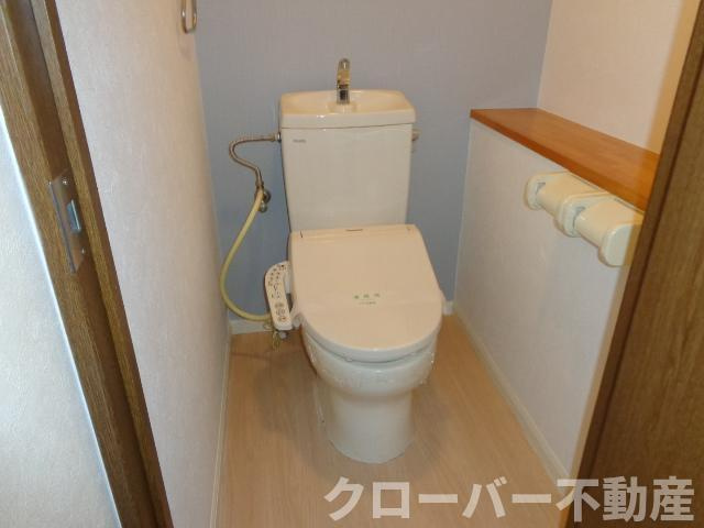 ステイブル円座のトイレ|シャワー付トイレ