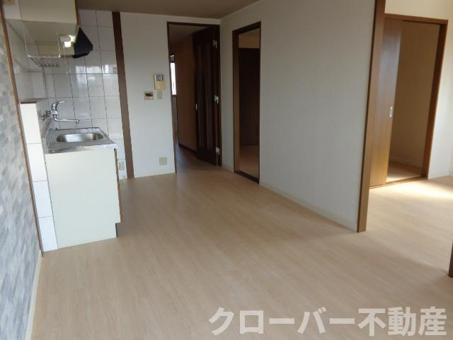 ステイブル円座の居間・リビング|リビング