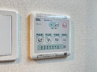 岩倉市神野町又市新築ＡＰⅢ期のその他|浴室乾燥機（イメージ）