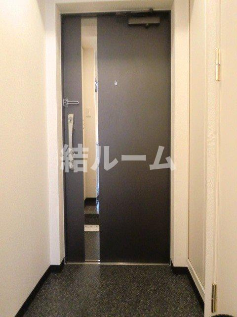 新宿区水道町の賃貸マンションの玄関