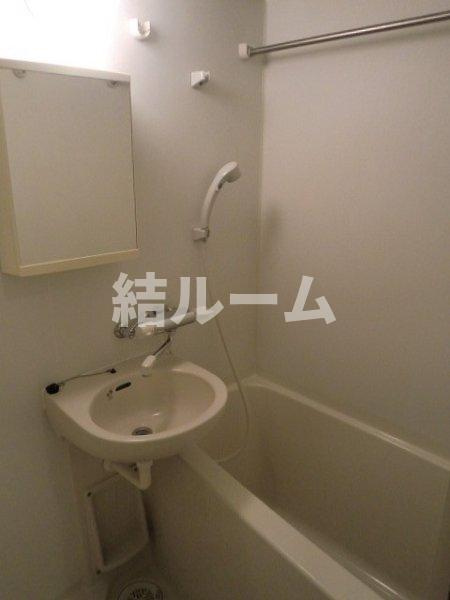 新宿区水道町の賃貸マンションの浴室