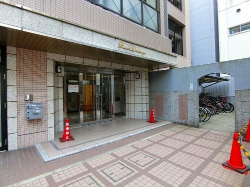 福岡市中央区大名１丁目の賃貸マンションのエントランス|エントランス写真