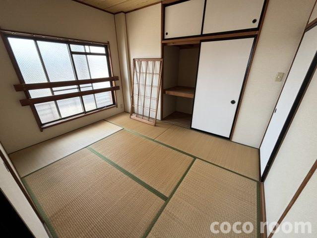 まるみやマンションの和室