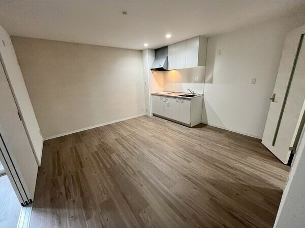 アート千里山月が丘の居間・リビング