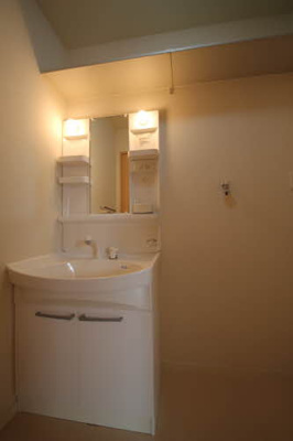 【洗面所】 | シャーメゾン彩都A