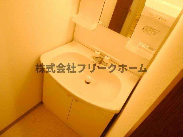 西東京市新町４丁目の賃貸マンションの洗面所