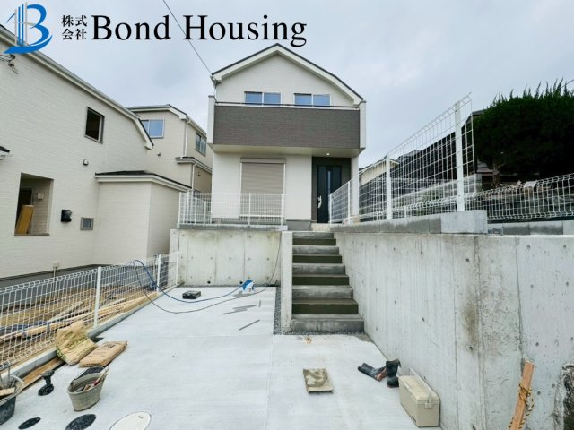 性能評価取得物件　南多聞台5丁目　新築3区画　B号棟の庭