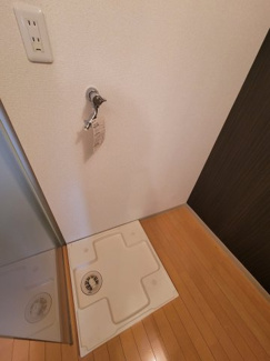 【内装】 | Stadt Port | 室内洗濯機置き場です。右側は冷蔵庫置き場になります