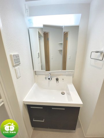 クレヴァンス両国サウスの洗面所