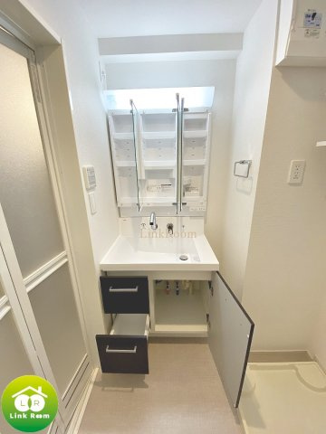 クレヴァンス両国サウスのシャワールーム