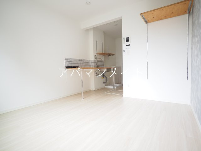 【寝室】 | カンプノウＴＯＴＳＵＫＡ | 使い勝手のいい寝室です