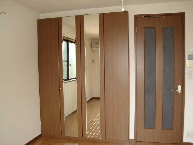 ホワイトガーデンの内装|室内