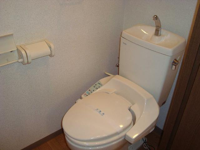 ホワイトガーデンのトイレ|トイレ