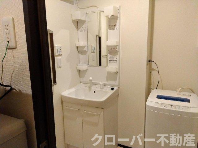 レオネクストアルファの独立洗面台