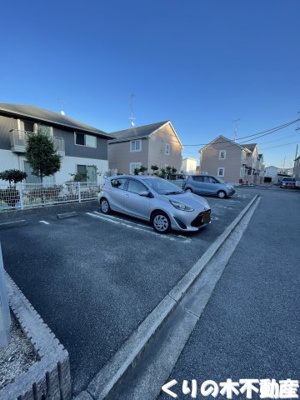 【駐車場】 | ルミナスカタヤマＡ | 駐車場完備です