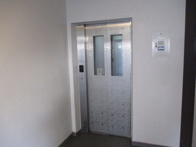 【その他共用部分】 | テラート１ | エレベーターが有るので助かりますね