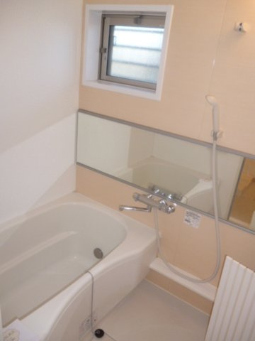 アヴェニール志津 Aの浴室