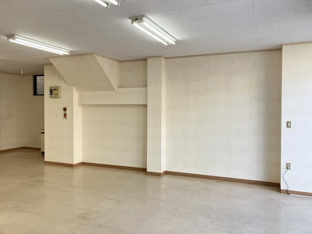 杉山ビル