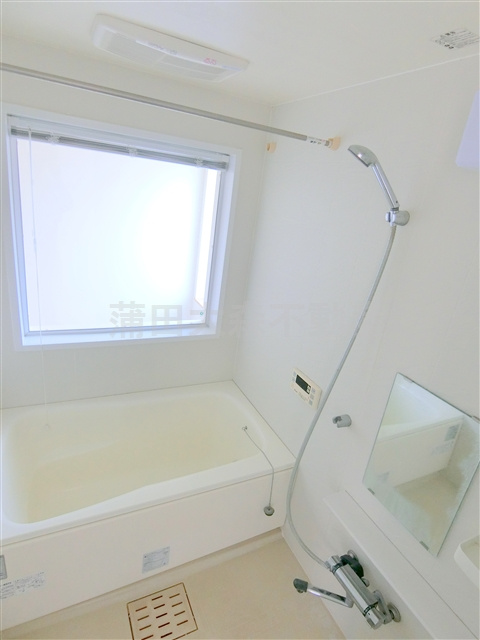 グリーンテラス蒲田の浴室|風呂　追い焚き、浴室乾燥機付き